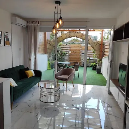 Kiveli's - Kato Apartment
