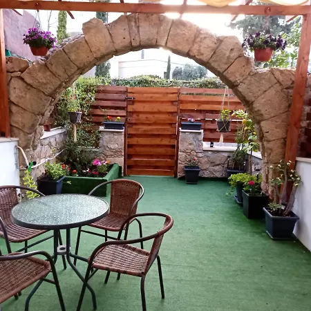Kiveli's - Kato Apartament